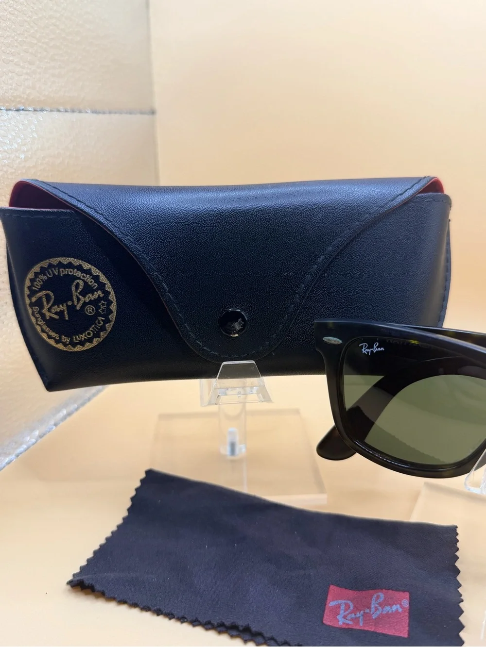 Ray-Ban Wayfarer Sunglasses